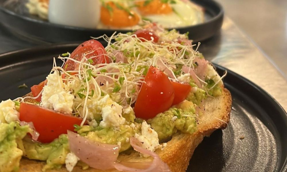 Enjoy a Smashed Avo for Brunch in Berwick